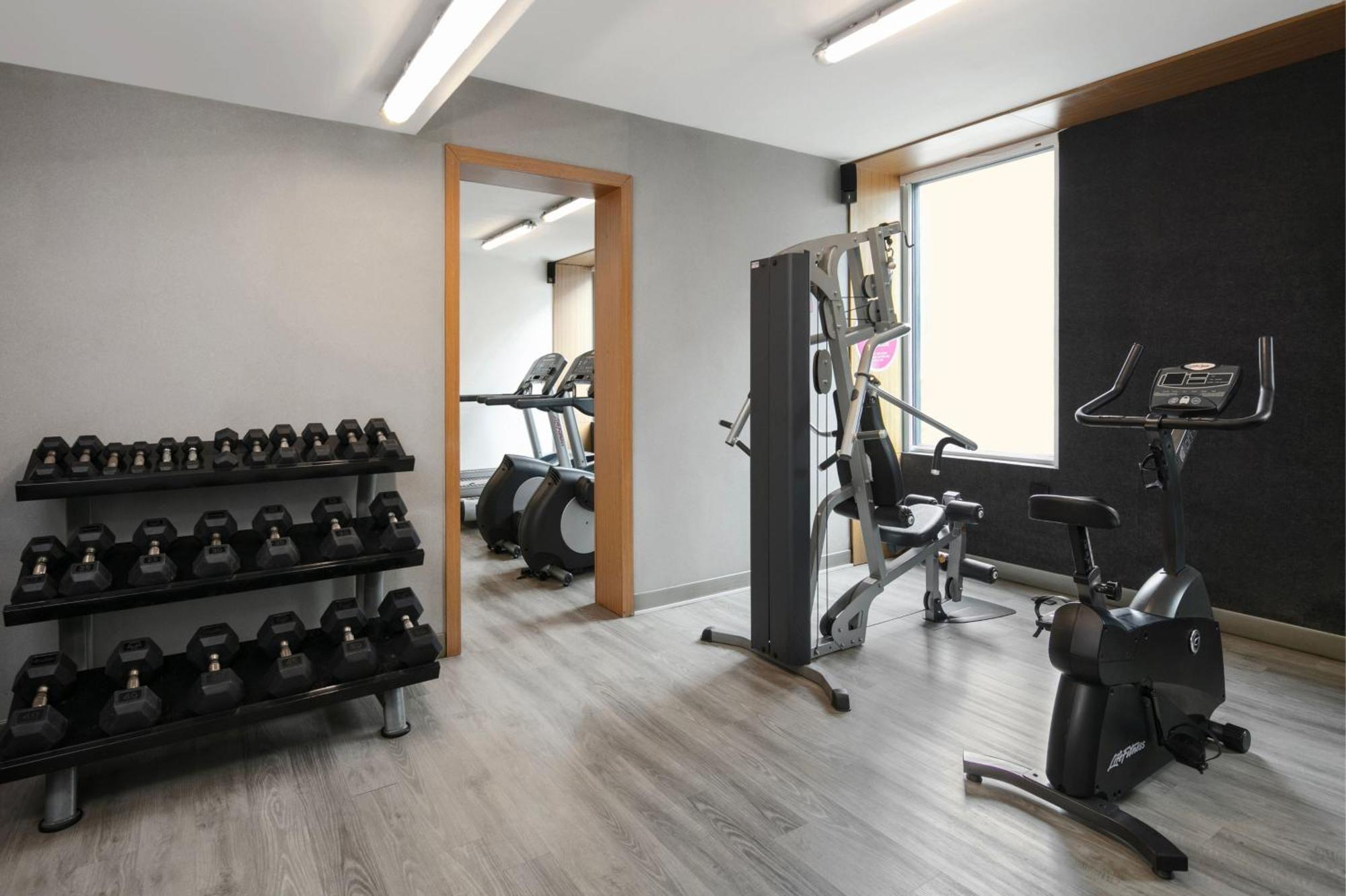 Aloft Bogota Airport Hotel Екстериор снимка